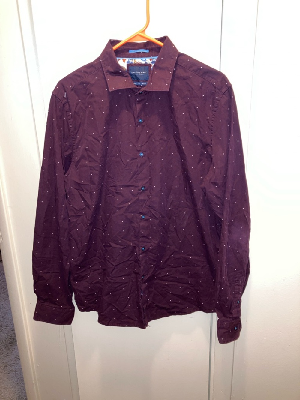 Cactus Man Ricky Singh Men's Burgundy Dot-Print Dress Shirt Medium - Picture 1 of 5